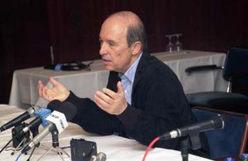 Εκτός πραγματικότητας όσοι θέλουν να τεθεί φραγμός στην παγκοσμιοποίηση