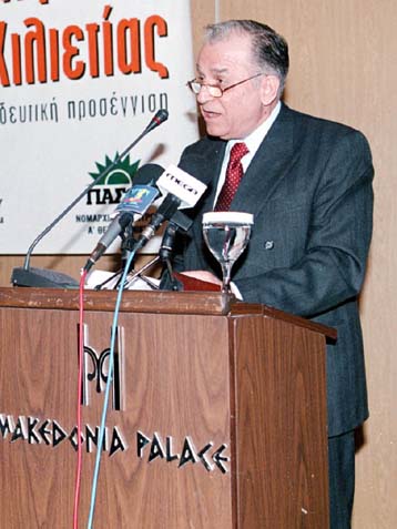 Πρώτος στις προτιμήσεις για την προεδρία της Ρουμανίας ο Ιον Ιλιέσκου