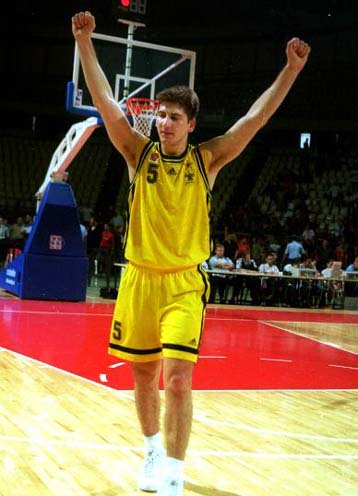 Ο Λιαδέλης υπέγραψε στον ΠΑΟΚ – Ανανεώνει και ο Γιαννούλης