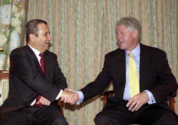 Η Ολμπράιτ στη Μέση Ανατολή κατ εντολή Κλίντον