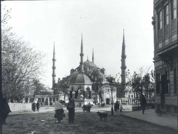 Αντιδράσεις προκαλεί η ανέγερση τζαμιού στην Παιανία