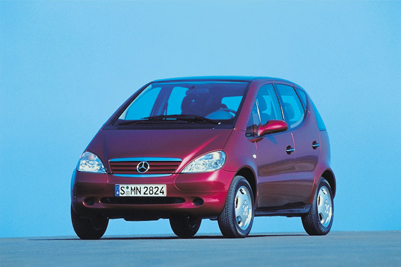 Νέο τετραθέσιο Smart αντί της A-Class προωθεί η DaimlerChrysler