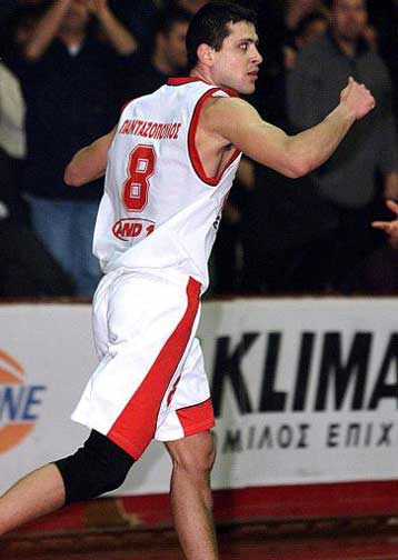 Παρέμεινε στη Νήαρ Ηστ ο Πανταζόπουλος