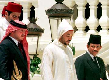 Εορτασμοί στο Μαρόκο για τη συμπλήρωση ενός έτους από ενθρόνιση του Μοχάμεντ του Στ