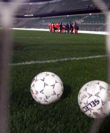 Με τους επαγγελματίες ποδοσφαιριστές θα ξεκινήσει το Κύπελλο