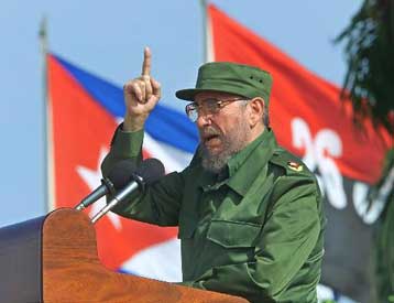 Αντιαμερικανικές κορόνες από τον Φιντέλ Κάστρο στην επέτειο της επανάστασης στην Κούβα