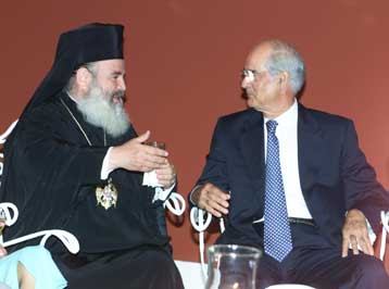 Παρέμβαση Κακλαμάνη για το εκκλησιαστικό φέρεται να ζήτησαν πέντε ιεράρχες