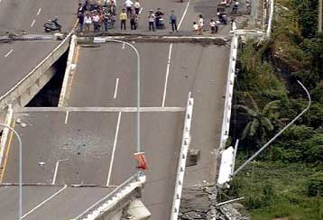 Νέο χτύπημα του Εγκέλαδου σε Ιαπωνία και Παναμά