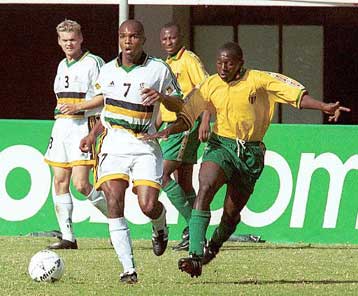 Χωρίς επεισόδια αυτήν τη φορά 1-0 νίκη της Ν.Αφρικής επί της Ζιμπάμπουε