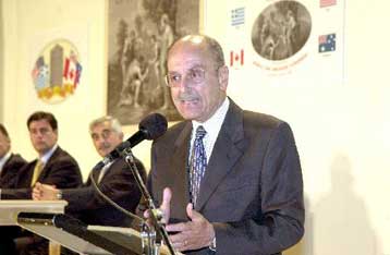 O K.Στεφανόπουλος κήρυξε την έναρξη του Β Παγκοσμίου Συνεδρίου Απόδημων Αχαιών