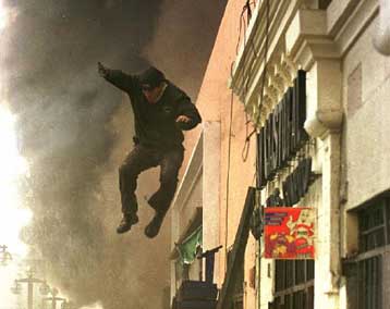 Εξι νεκροί και 80 τραυματίες σε αντικυβερνητικές διαδηλώσεις στο Περού