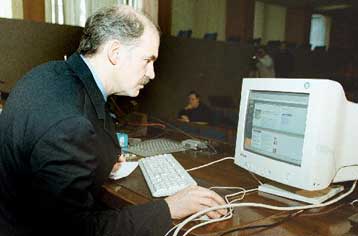 Η διεθνής διπλωματία αλλάζει πρόσωπο