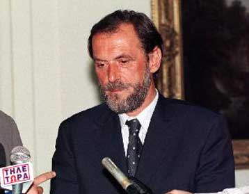 Μιλόσεβιτς επιλέγει σήμερα… Μιλόσεβιτς για την προεδρία – Διχασμένη η αντιπολίτευση