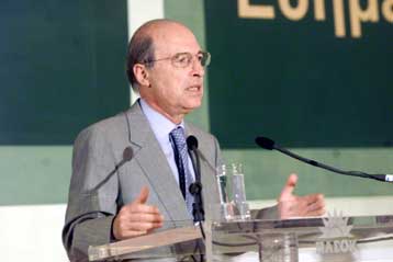 Την ενίσχυση του Λιμενικού Σώματος εξήγγειλε ο πρωθυπουργός