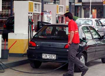Οι εταιρείες ευθύνονται για τις τιμές των καυσίμων, λένε οι πρατηριούχοι