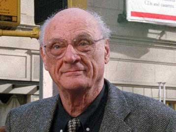 Ο Αρθουρ Μίλερ επανέρχεται στις θεατρικές σκηνές με το νέο του έργο