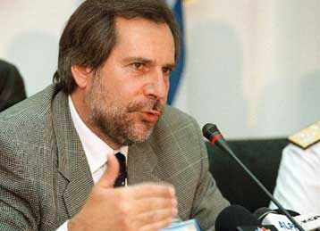 Δεν θα αφήσουμε να κλείσει το λιμάνι της Ραφήνας