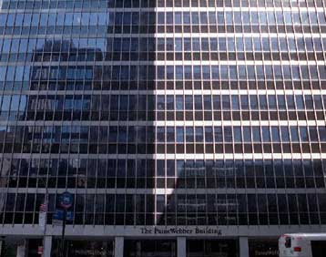 Εγκρίθηκε η πληρωμή των επιζώντων του Ολoκαυτώματος από τις Credit Suisse και UBS AG