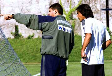 Συνάντηση κορυφής στην Παιανία μεταξύ Αναστασιάδη – Φιλιππίδη