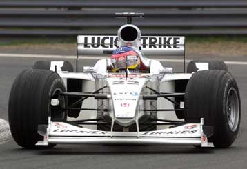 Ο Ζακ Βιλνέβ ανανέωσε για τρία χρόνια το συμβόλαιό του στην BAR Honda