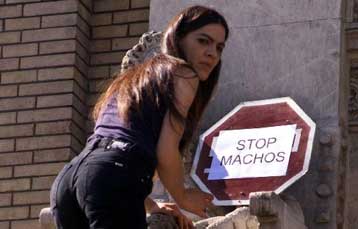 Μήνυση εναντίον ιμάμη στην Ισπανία που προτείνει τον ξυλοδαρμό ως μέσο τιμωρίας των γυναικών