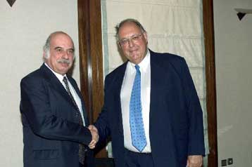 Συνάντηση Πάγκαλου με τον Κύπριο ομόλογό του για τις ανασκαφές στα Κατεχόμενα και το 2004
