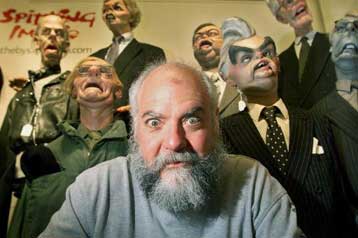 Πάνω από έξι εκατ. δραχμές έπιασε η κούκλα – Θάτσερ σε δημοπρασία του Sothebys