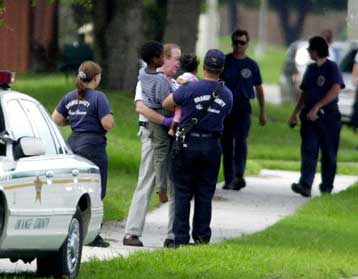 Τέλος στην περιπέτεια για δύο από τους πέντε ομήρους στο Ορλάντο