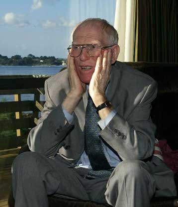 Από τα νησιά Φίτζι ο αντικαταστάτης του Ντέμπσεϊ στη FIFA