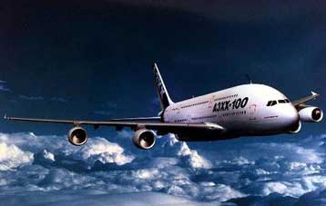 Στη διεθνή έκθεση Farnborough μεταφέρεται η διαμάχη Airbus και Boeing για τα Α3ΧΧ