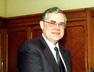 Νέα μείωση των επιτοκίων αναμένεται τον Αύγουστο