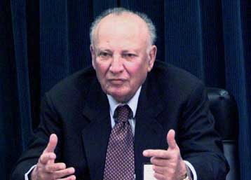 Κληρίδης και Ντενκτάς στη Γενεύη για το δεύτερο κύκλο συνομιλιών για το Κυπριακό