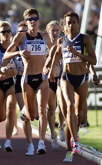 Ρεκόρ και πρόκριση από τη Γιάκομπς στα 5.000 μ. κατά τη διάρκεια των αμερικανικών τράιαλς
