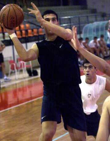 στον ημιτελικό του ευρωπαϊκού εφήβων η Ελλάδα 83-82 τη Γιουγκοσλαβία