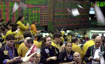 Πτωτικά ξεκίνησε η Παρασκευή για Nasdaq και Dow Jones