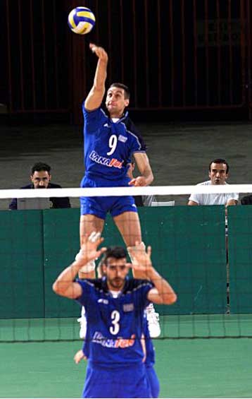 Αισιόδοξοι για την πρόκριση της εθνικής ομάδας βόλεϊ ανδρών στο Σίδνεϊ οι Σαμαράς και Μποζίδης