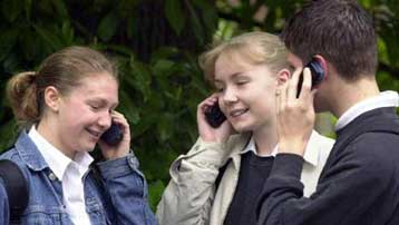 Σε πέντε εκατομμύρια ανέρχονται οι κάτοχοι κινητού τηλεφώνου στην Ελλάδα