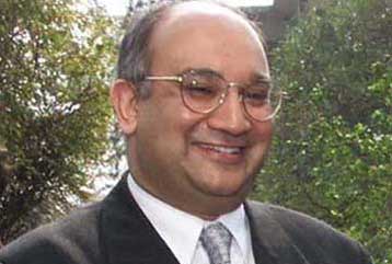 Η μαύρη επέτειος προκαλεί συζητήσεις σε Λονδίνο και σκεπτικισμό στον τουρκικό Τύπο