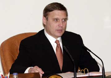 Η Ρωσία θέλει να ενταχθεί και στην οικονομική G8 – Το AIDS στην ατζέντα των Οκτώ