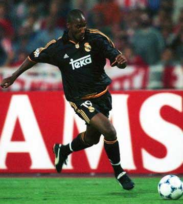 Κλείνει στην Παρί Σεν Ζερμέν ο Ανελκά