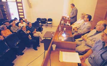 Κοινή θέση των κυπριακών κομμάτων στις προτάσεις Ντε Σότο – Προκαλεί ξανά ο Ντενκτάς