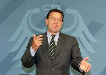 Tους καρπούς της φορολογικής μεταρρύθμισης απολαμβάνει o Σρέντερ  στη Γερμανία