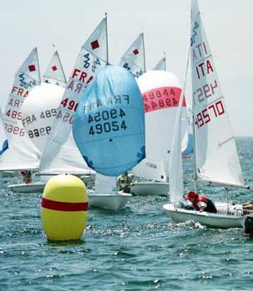 Στην κορυφή του Παγκοσμίου Πρωταθλήματος ιστιοπλοΐας 420 οι Ελληνες