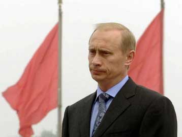 Ο Πούτιν τείνει χείρα φιλίας προς τη Βόρειο Κορέα με το βλέμμα στραμμένο στη G8