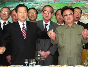 Πρόσκληση για συνέχιση των συνομιλιών Βορείου και Νοτίου Κορέας από τη Σεούλ