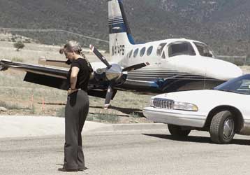 Αναγκαστική προσθαλάσσωση ιδιωτικού αεροσκάφους στο Ηράκλειο- Δύο από τους επιβάτες έχουν διασωθεί