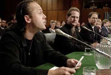 Οι χρήστες του Napster υψώνουν τη φωνή τους