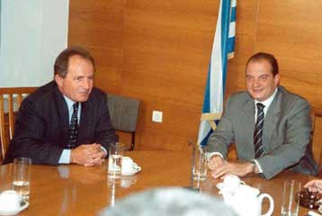 Για διαχειριστική αντίληψη στο εργασιακό κατηγορεί την κυβέρνηση ο Κ.Καραμανλής