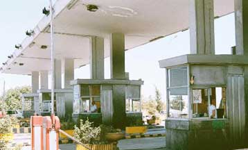 Σε ιδιώτες η διαχείριση των διοδίων με αντάλλαγμα την κατασκευή δρόμων