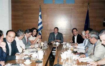 Ανακοινώθηκε η σκιώδης κυβέρνηση της ΝΔ